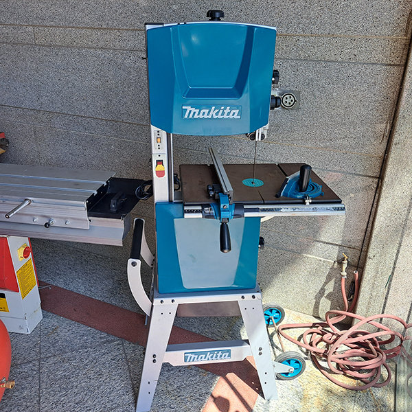 Makita1